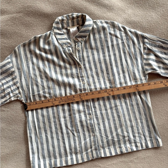 Boxy Cotton Button Down - Picture 4 of 5